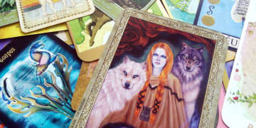 Graine d'Eden - Tarot, cartes, Oracle : quels sont les différents types de jeux et comment bien choisir ?