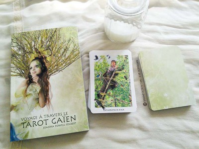 Le Tarot Gaien - Le Tarot Gaïen - Graine d'Eden, review, présentation de jeux de tarots, oracles.