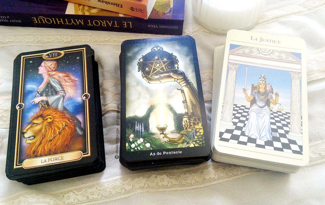 Cours de tarot gratuit - 3 coffrest de tarots divinatoires pour apprendre facilement Graine d'Eden - Eve Korrigan