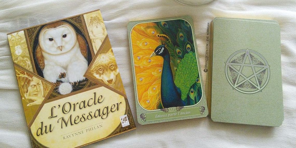 Oracle du Messager de Ravynne Phelan- Graine d'Eden la bibliothèque des cartes Oracle divinatoires, revue, review, présentation de Tarot et Oracle Divinatoires