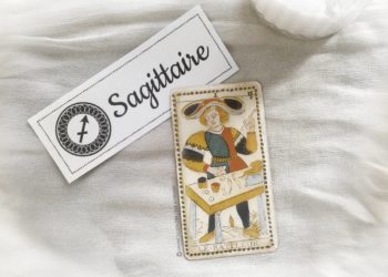 Taroscope, horoscope avec le tarot. Qu'est ce que c'est et faut-il y croire ? Graine d'Eden tarot et oracles divinatoires, présentations de jeux, cours et autres.