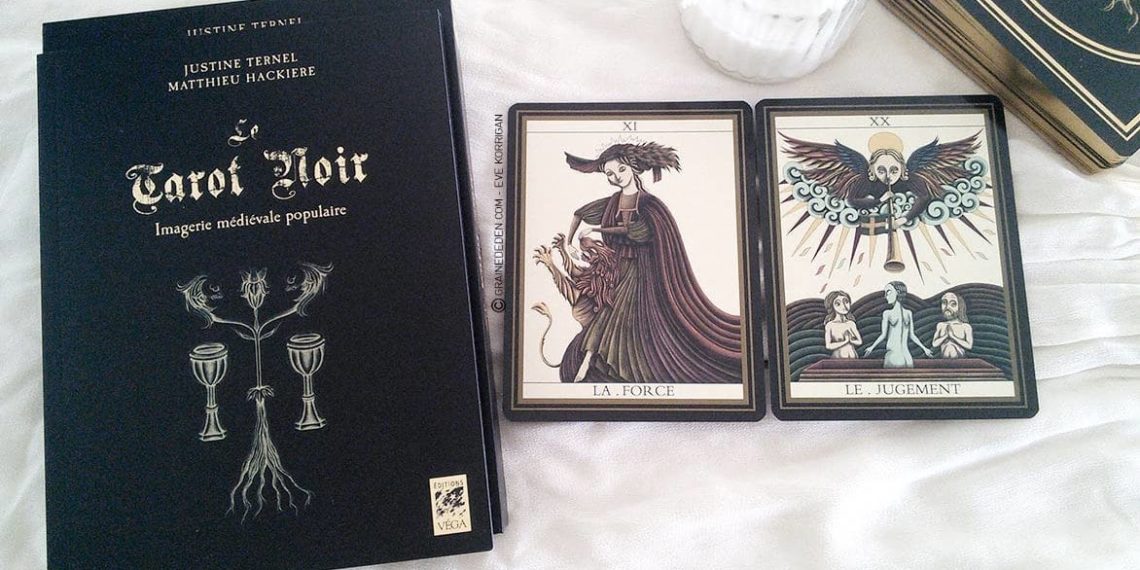 Le tarot noir de Matthieu Hackière et Justine Ternel - Tarot de Marseille divinatoire - Review et présentation de tarot de marseille et divinatoire - Graine d'Eden review cours tarots et oracle divinatoires