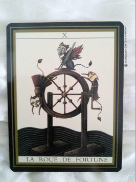 Le tarot noir de Matthieu Hackière et Justine Ternel - Tarot de Marseille divinatoire - Review et présentation de tarot de marseille et divinatoire - Graine d'Eden review cours tarots et oracle divinatoires