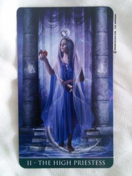 Thelema Tarot deck de Renata Lechner - Présentation et review de Tarot divinatoire - Graine d'Eden