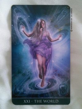 Thelema Tarot deck de Renata Lechner - Présentation et review de Tarot divinatoire - Graine d'Eden