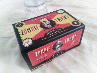 Zombie Tarot - Graine d'Eden review et présentation de tarot divinatoires - La bibliothèque des Tarots divinatoire