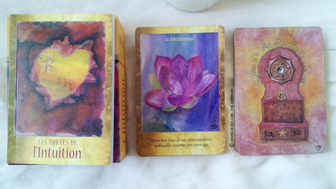 Cartes Les Portes de l'Intuition de Mielczareck et Brigitte Barberane - Review et présentation de cartes oracle - Graine d'Eden - Développement personnel, spiritualité, guidance, oracles et tarots divinatoires