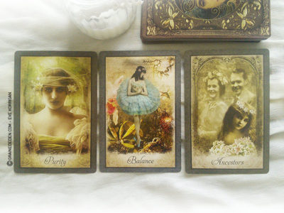 Vintage Wisdom Oracle de Victoria Moseley - Graine d'Eden Développement personnel, spiritualité, guidance, oracles et tarots divinatoires - La bibliothèque des Oracles