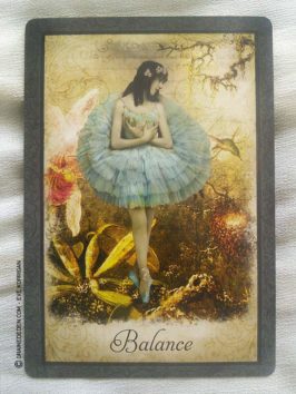 Vintage Wisdom Oracle de Victoria Moseley - Graine d'Eden Développement personnel, spiritualité, guidance, oracles et tarots divinatoires - La bibliothèque des Oracles