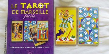 Le Tarot de Marseille Facile de Emilie Porte et Laure de Matharel - Graine d'Eden Développement personnel, spiritualité, guidance, oracles et tarots divinatoires - La bibliothèque des Tarots