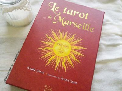 Le Tarot de Marseille de Emilie Porte et Jindra Čapek - Graine d'Eden Développement personnel, spiritualité, guidance, oracles et tarots divinatoires - La bibliothèque des Tarots