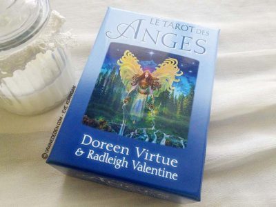 Le Tarot des Anges et Le Grand livre du Tarot des Anges de Doreen Virtue et Radleigh Valentine - Graine d'Eden Développement personnel, spiritualité, guidance, oracles et tarots divinatoires - La bibliothèque des Tarots