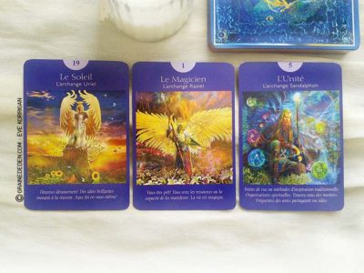 Le Tarot des Anges et Le Grand livre du Tarot des Anges de Doreen Virtue et Radleigh Valentine - Graine d'Eden Développement personnel, spiritualité, guidance, oracles et tarots divinatoires - La bibliothèque des Tarots