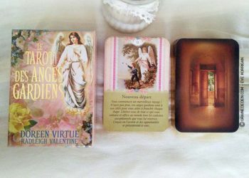 Le Tarot des Anges Gardiens de Doreen Virtue et Radleigh Valentine - Graine d'Eden Développement personnel, spiritualité, tarots et oracles divinatoires, Bibliothèques des Tarots, avis, présentation, review.