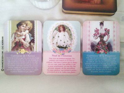 Le Tarot des Anges Gardiens de Doreen Virtue et Radleigh Valentine - Graine d'Eden Développement personnel, spiritualité, tarots et oracles divinatoires, Bibliothèques des Tarots, avis, présentation, review.