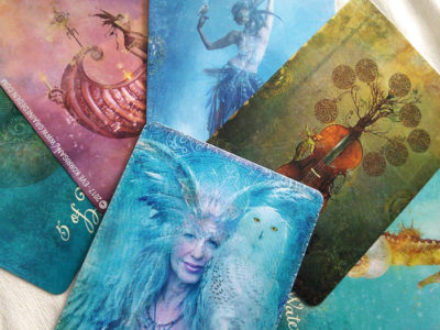 The Good Tarot de Colette Baron-Reid et Jena DellaGrottaglia - Graine d'Eden Développement personnel, spiritualité, tarots et oracles divinatoires, Bibliothèques des Oracles, avis, présentation, review , revue