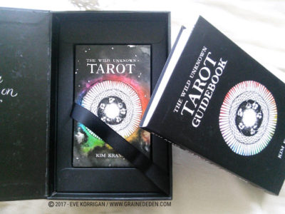 The Wild Unknown Tarot deck de Kim Krans - Graine d'Eden Développement personnel, spiritualité, tarots et oracles divinatoires, Bibliothèques des Oracles, avis, présentation, review , revue