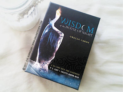 Wisdom of the House of Night Oracle Cards de Colette Baron-Reid et Jena DellaGrottaglia - Graine d'Eden Développement personnel, spiritualité, tarots et oracles divinatoires, Bibliothèques des Oracles, avis, présentation, review , revue