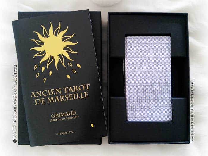 Coffret Luxe Or Ancien Tarot de Marseille Grimaud - Graine d'Eden Développement personnel, spiritualité, tarots et oracles divinatoires, Bibliothèques des Tarots, avis, présentation, review , revue