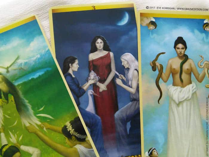 Le Tarot du Féminin Sacré de Floreana Nativo - Graine d'Eden Développement personnel, spiritualité, tarots et oracles divinatoires, Bibliothèques des Tarots, avis, présentation, review , revue