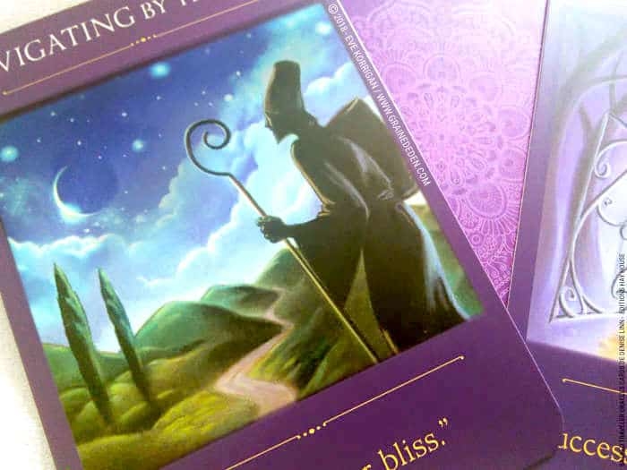 Sacred Traveler Oracle Cards Deck de Denise Linn - Graine d'Eden Développement personnel, spiritualité, tarots et oracles divinatoires, Bibliothèques des Oracles, avis, présentation, review , revue