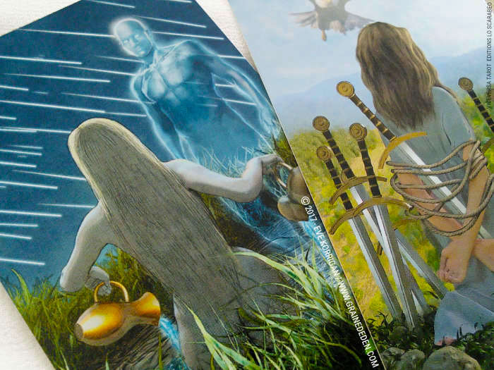 Vice Versa Tarot de Massimiliano Filadoro et Lunaea Weatherstone - Graine d'Eden Développement personnel, spiritualité, tarots et oracles divinatoires, Bibliothèques des Tarots, avis, présentation, review, revue
