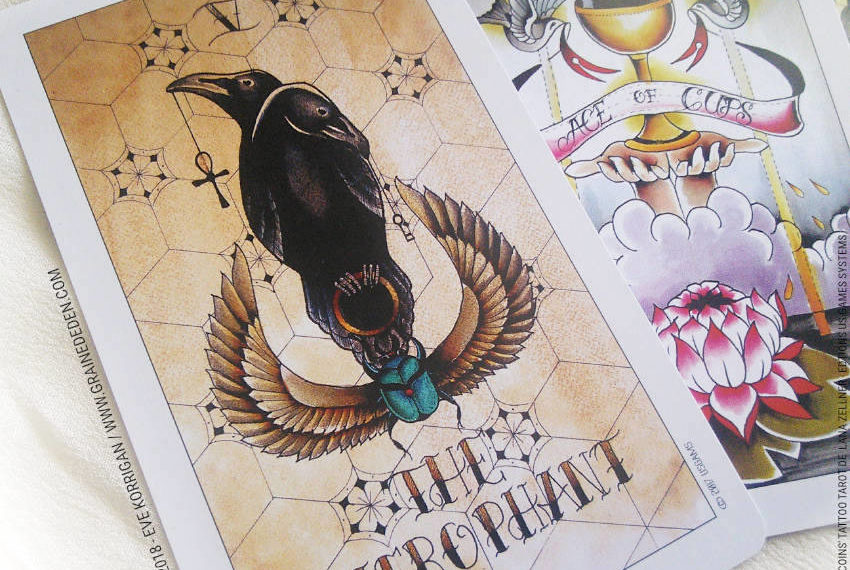 Eight Coins' Tattoo Tarot de Lana Zellner Review - Graine d'Eden Développement personnel, spiritualité, tarots et oracles divinatoires, Bibliothèques des Oracles, avis, présentation, review tarot oracle , revue tarot oracle