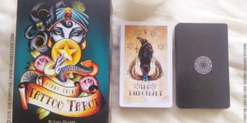 Eight Coins' Tattoo Tarot de Lana Zellner Review - Graine d'Eden Développement personnel, spiritualité, tarots et oracles divinatoires, Bibliothèques des Oracles, avis, présentation, review tarot oracle , revue tarot oracle