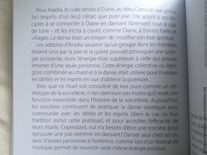 L'Oracle d'Aradia de Stacey Demarco et Jimmy Manton Review - Graine d'Eden Développement personnel, spiritualité, tarots et oracles divinatoires, Bibliothèques des Oracles, avis, présentation, review tarot oracle , revue tarot oracle