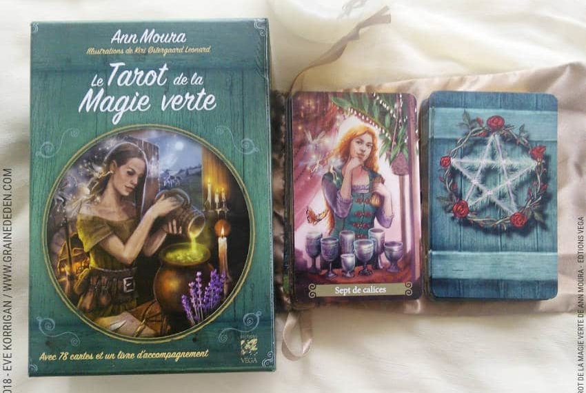 Review Le Tarot de la Magie Verte de Ann Moura et Kiri Ostergaard Leonard - Graine d'Eden Développement personnel, spiritualité, tarots et oracles divinatoires, Bibliothèques des Oracles, avis, présentation, review tarot oracle , revue tarot oracle