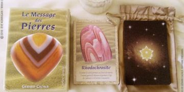 Le Message des Pierres Cartes Oracle de Gérard Cazals Review - Graine d'Eden Développement personnel, spiritualité, tarots et oracles divinatoires, Bibliothèques des Oracles, avis, présentation, review tarot oracle , revue tarot oracle