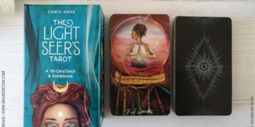The Light Seer's Tarot de Chris-Anne